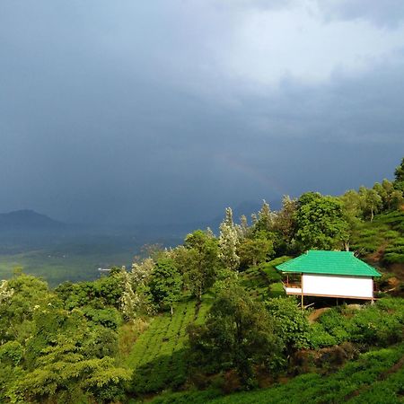 Vythiri Hills Hotel Exterior photo