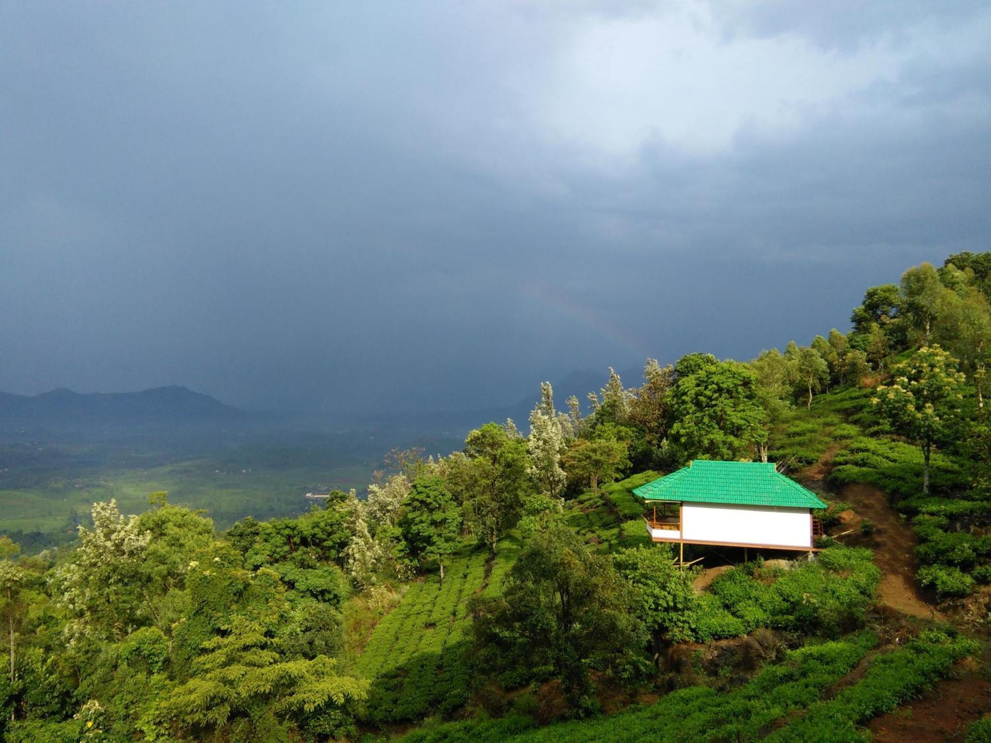 Vythiri Hills Hotel Exterior photo